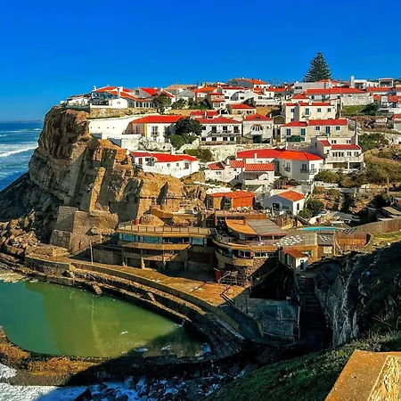 Near Sao Bento Train Station