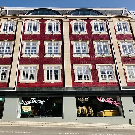 Near Sao Bento Train Station Apartament *