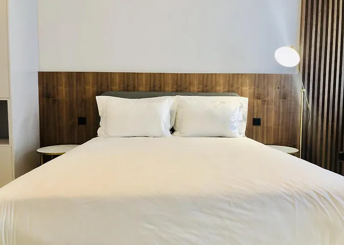 Near Sao Bento Train Station 波尔图